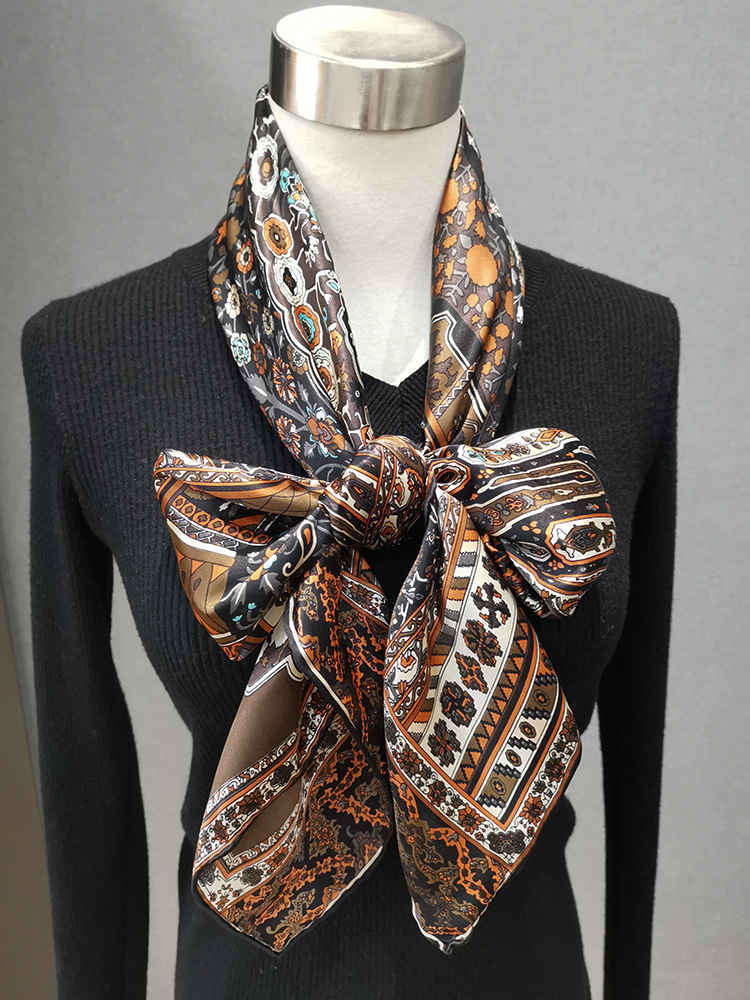 110CM Silk Scarf Luxury Brands - Travel Accessories Brand recension och pris