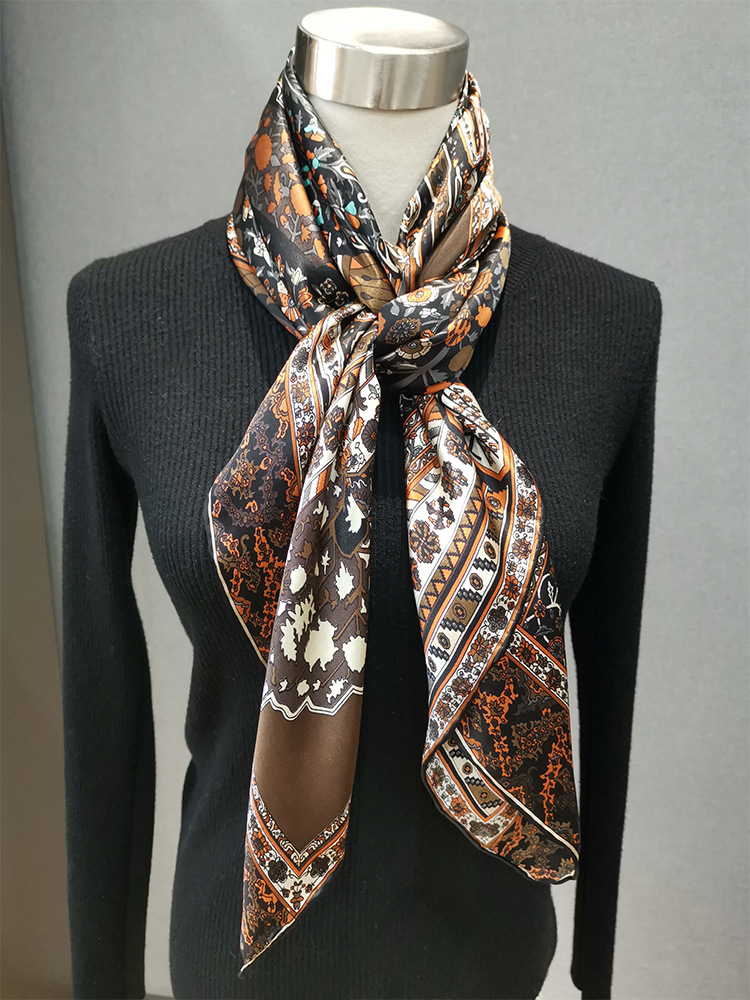 110CM Silk Scarf Luxury Brands - Travel Accessories Brand recension och pris