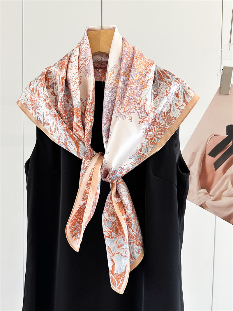 Soft Silk Scarf Women Square B - Travel Accessories For Women recension och pris
